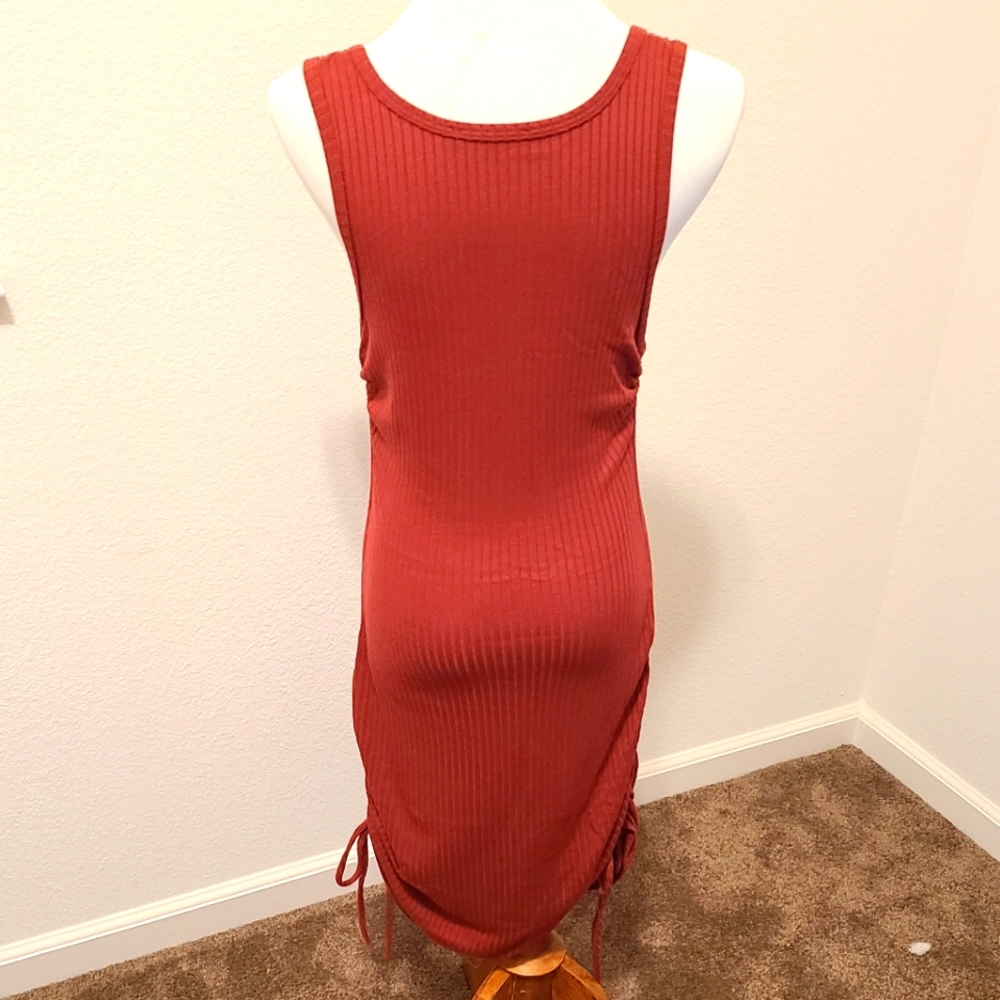 Reformation Rust Dress - Picture 4 of 6
